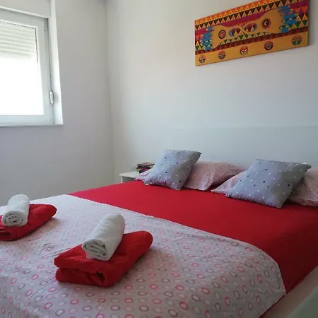 Apartamento Apartman Radost 2 *