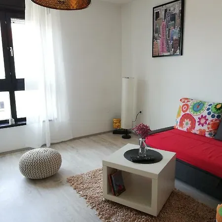 Apartamento Apartman Radost 2